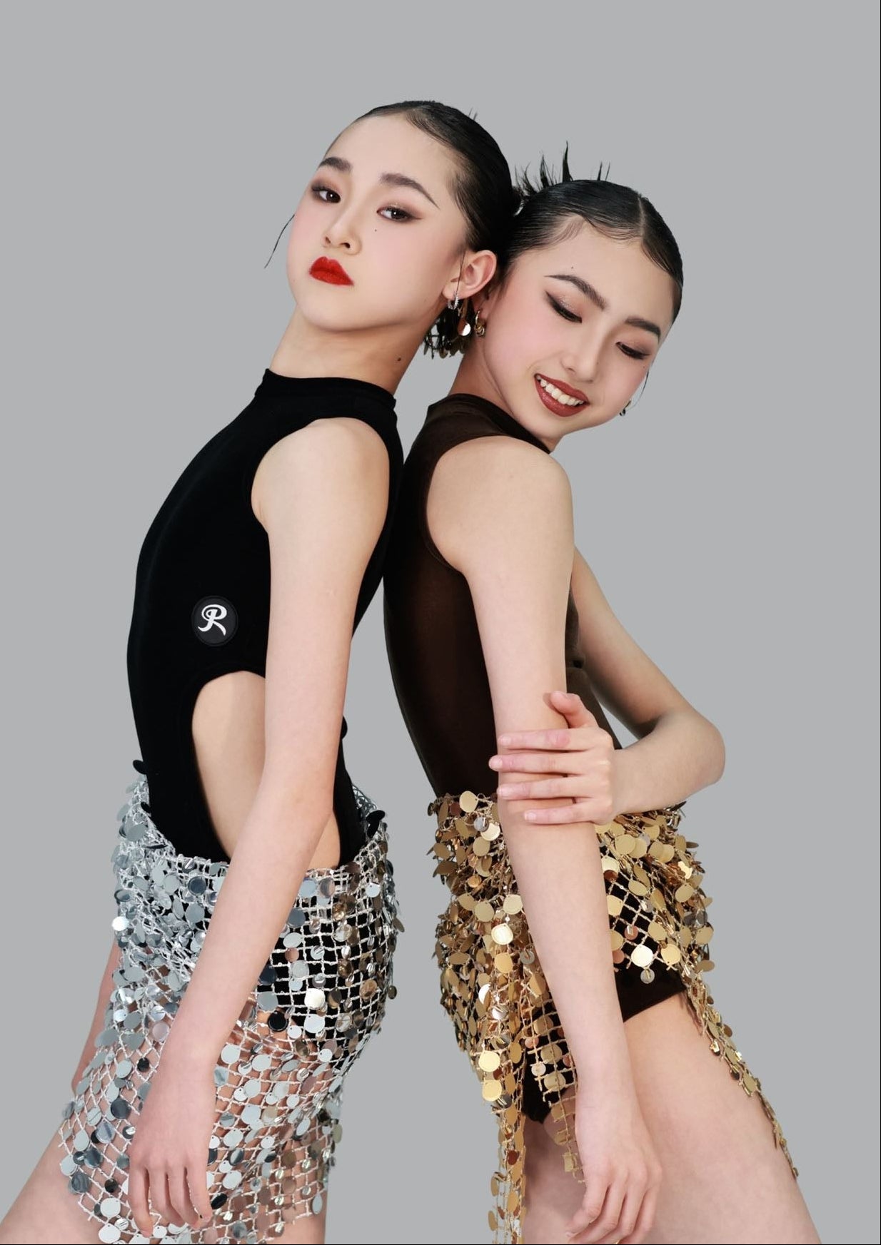 R·DESIGN High-end custom sequined split outfit