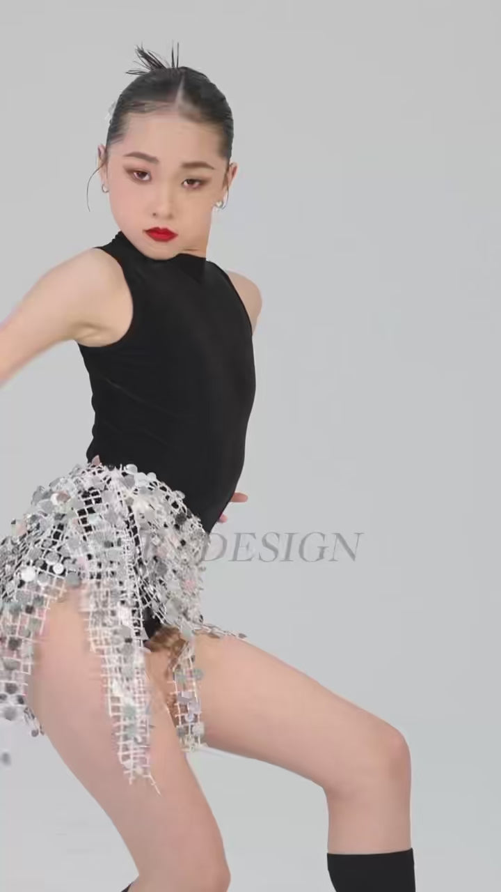 High-end custom sequined split outfit